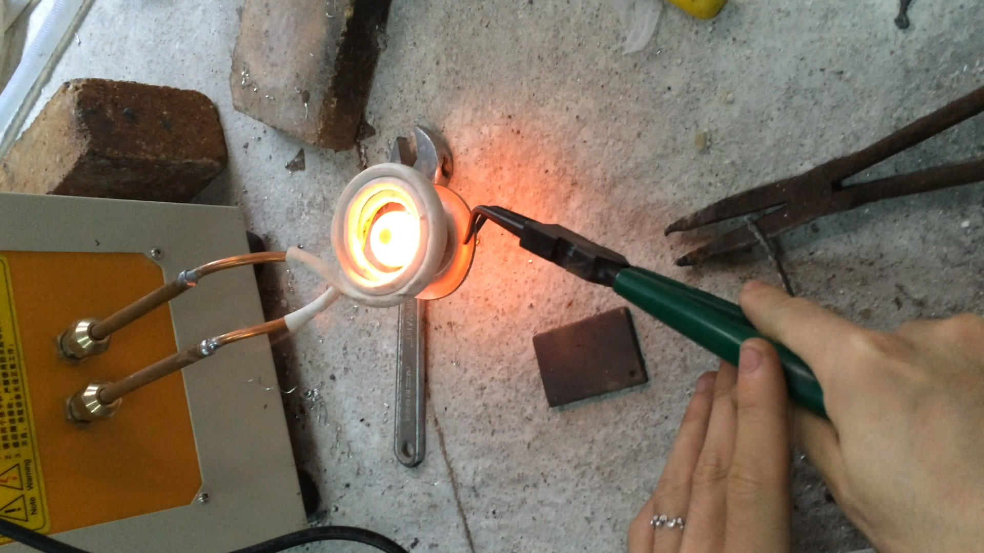 高頻加熱機(jī)-廠家直供性價(jià)比高