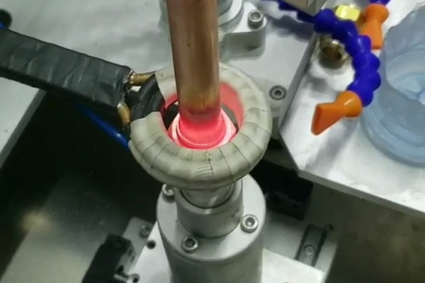 �ø��l�Б�(y��ng)�F���C(j��)�r���õĺ���׃�γC������