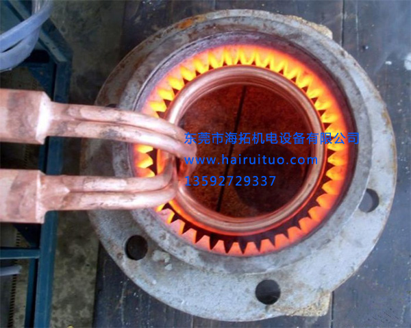 采用高頻淬火機(jī)對齒輪表面進(jìn)行淬火工藝介紹