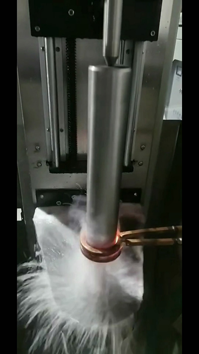 高頻淬火設(shè)備對(duì)銷(xiāo)軸表面淬火