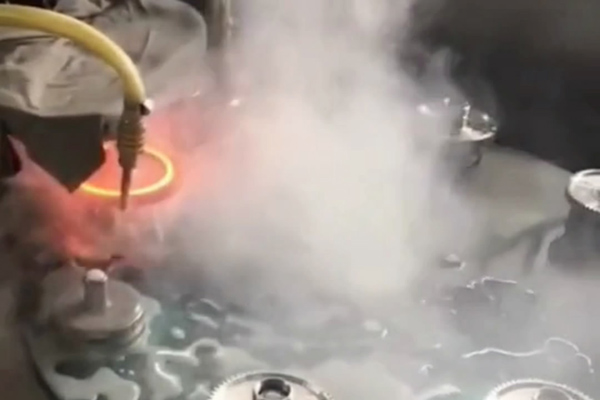 ���l����O(sh��)�䣬�Ԅ�(d��ng)���X݆�݆���������C(j��)