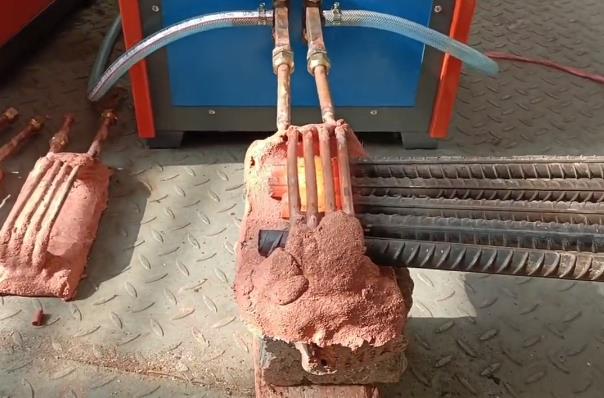 螺紋鋼壓頭滾絲高頻感應(yīng)加熱設(shè)備