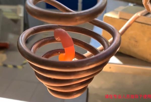 高頻感應(yīng)加熱設(shè)備懸磁浮加熱試驗