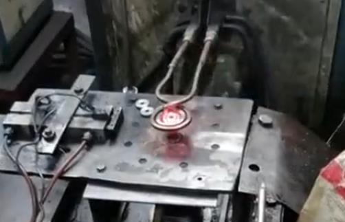 半自動高頻淬火設(shè)備-工件加熱淬火