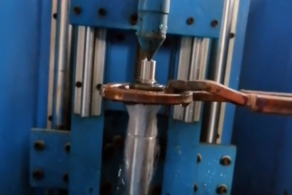 時(shí)刻為客戶著想，讓客戶感受我們做軸類數(shù)控淬火的專業(yè)性