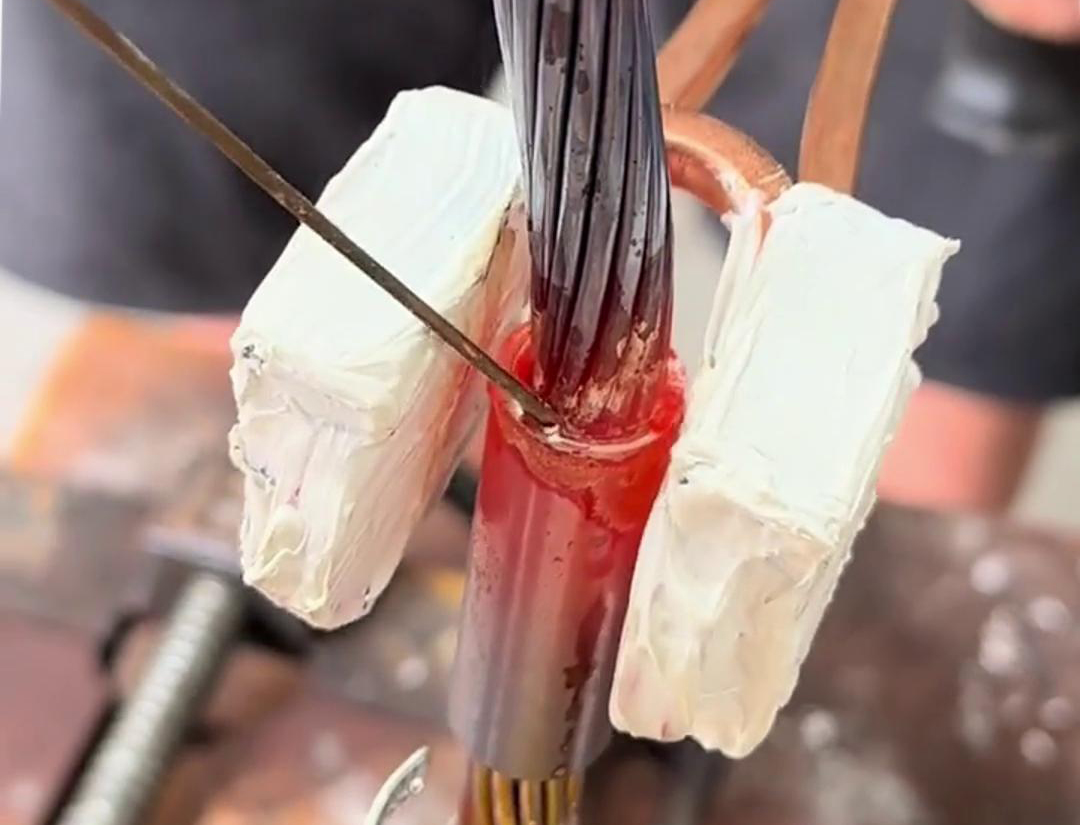 手持式高頻焊機(jī)：銅電纜焊接的高效之選