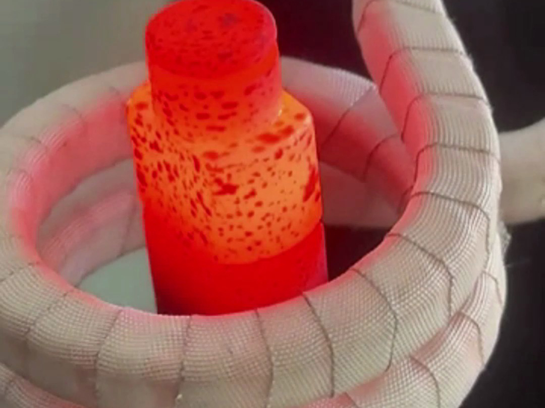 手持式高頻機(jī)：移動加熱好幫手，金屬熱處理的靈活之選