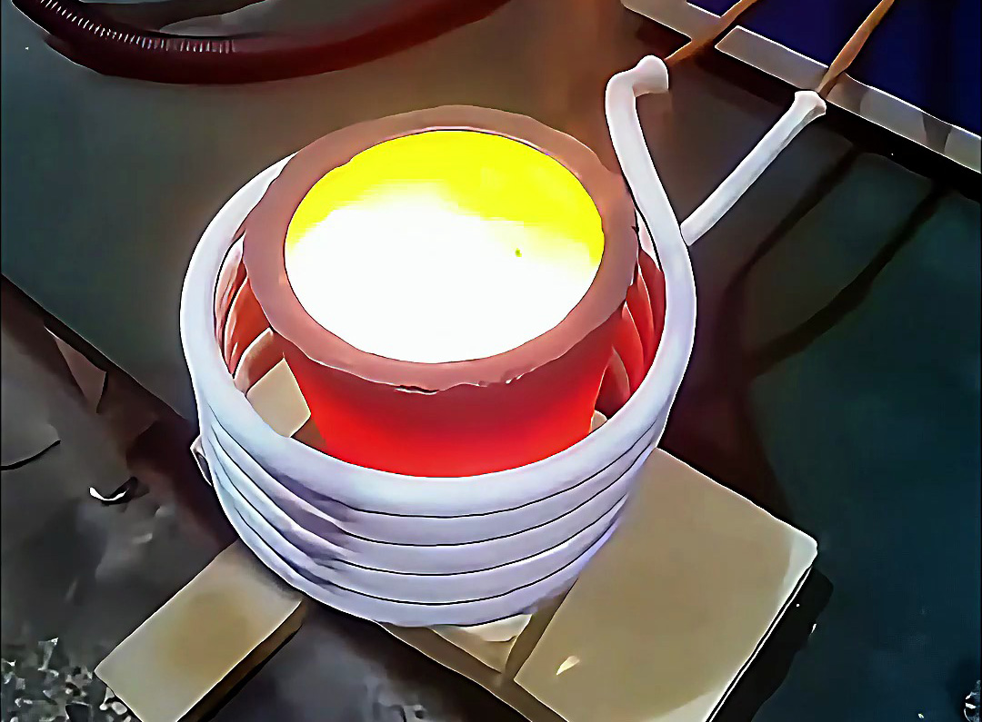 110V 小型熔煉爐：外貿(mào)出口優(yōu)選，1-2 公斤金屬快速熔煉更適配