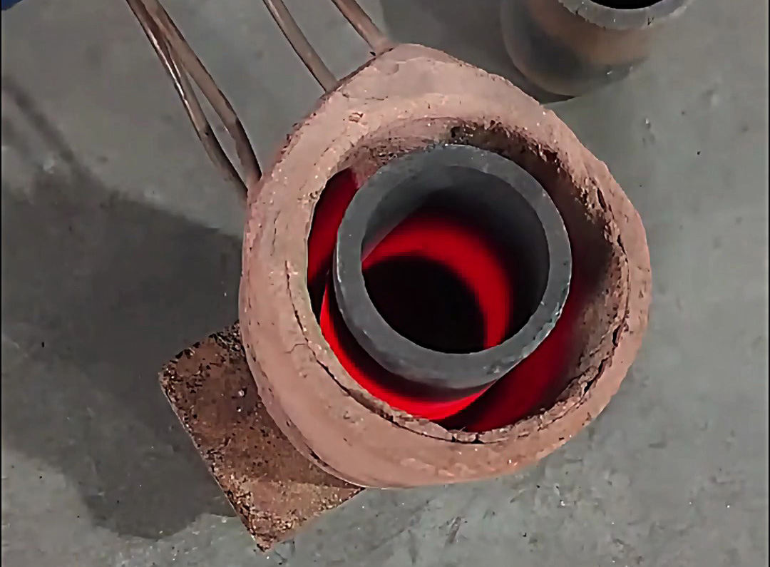 海拓小型中高頻熔煉爐：幾分鐘熔盡多類金屬，珠寶 / 實(shí)驗(yàn)室 / 教學(xué)全適配！