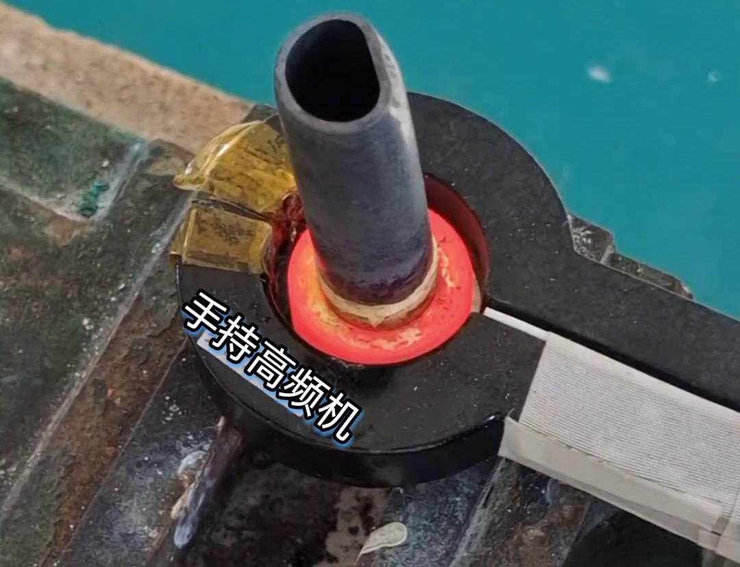 手持式高頻焊接機具有焊接速度快、焊接質量高、操作簡單等優(yōu)點