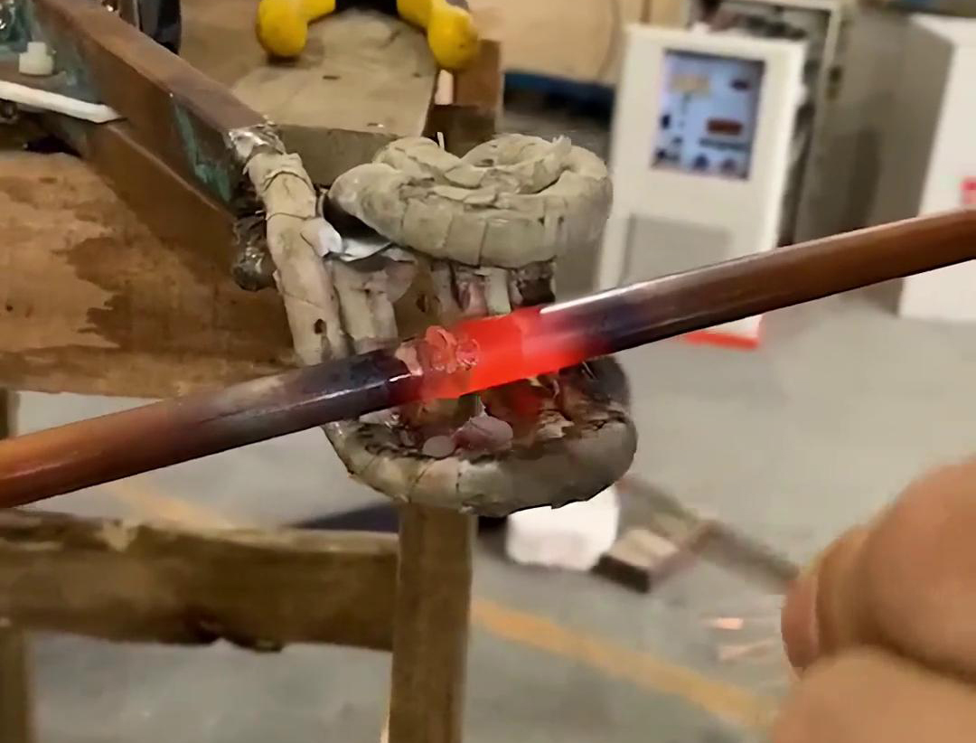 手持式高頻焊機，橫豎焊接銅管，方便操作