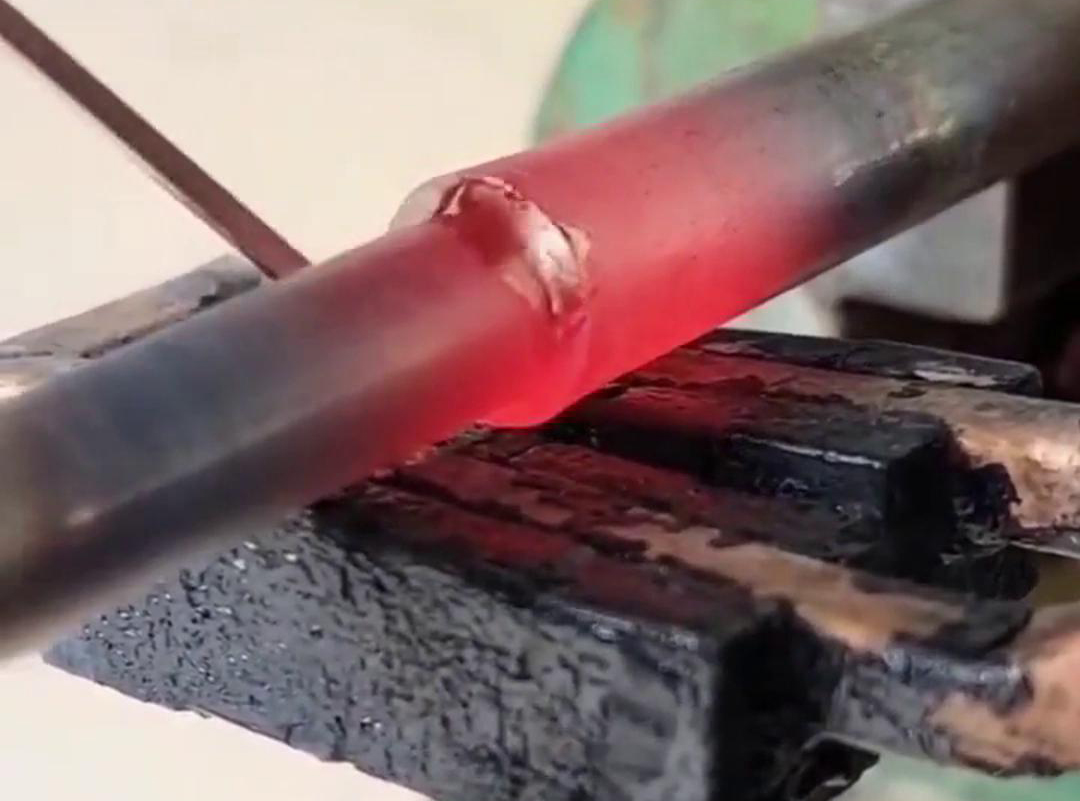 手持式高頻機，高頻加熱焊接設(shè)備，平焊銅管