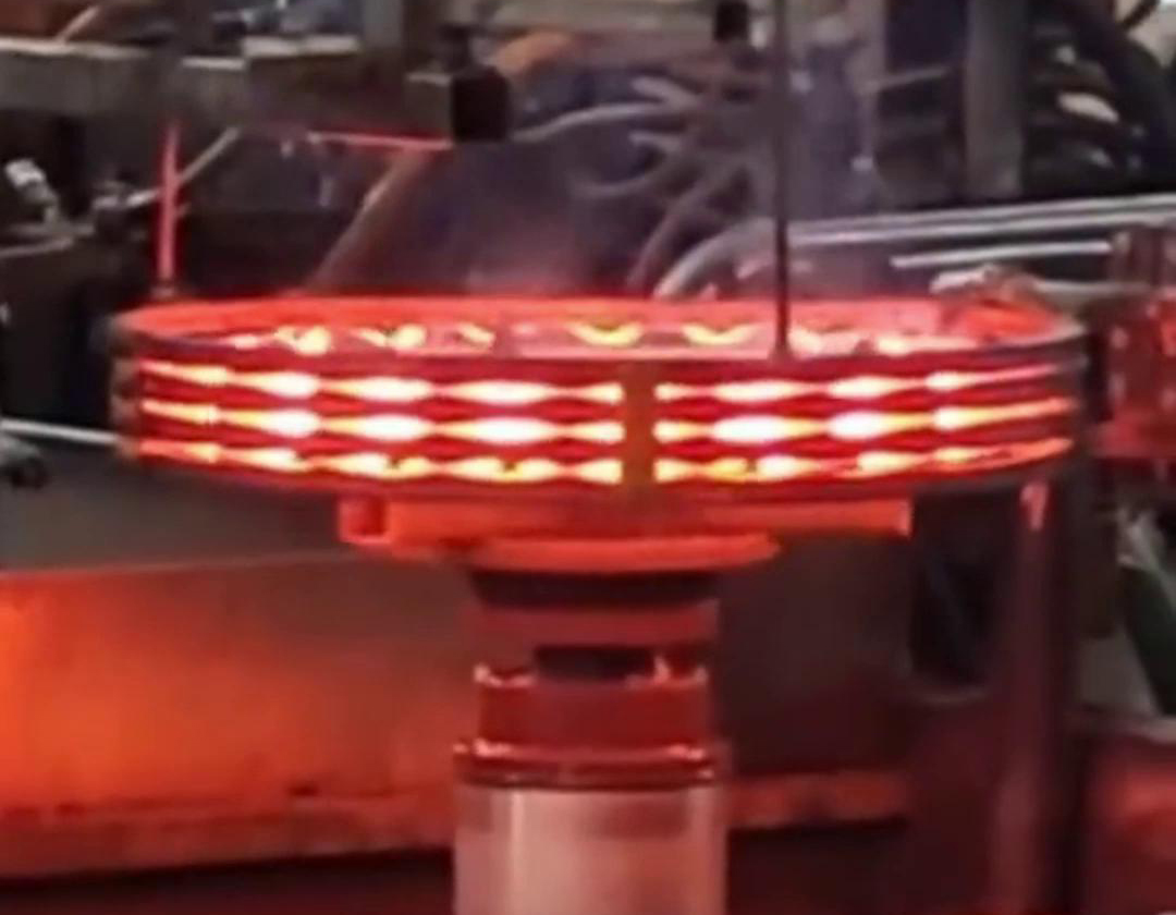 闡述高頻加熱機(jī)在各個領(lǐng)域的廣泛應(yīng)用