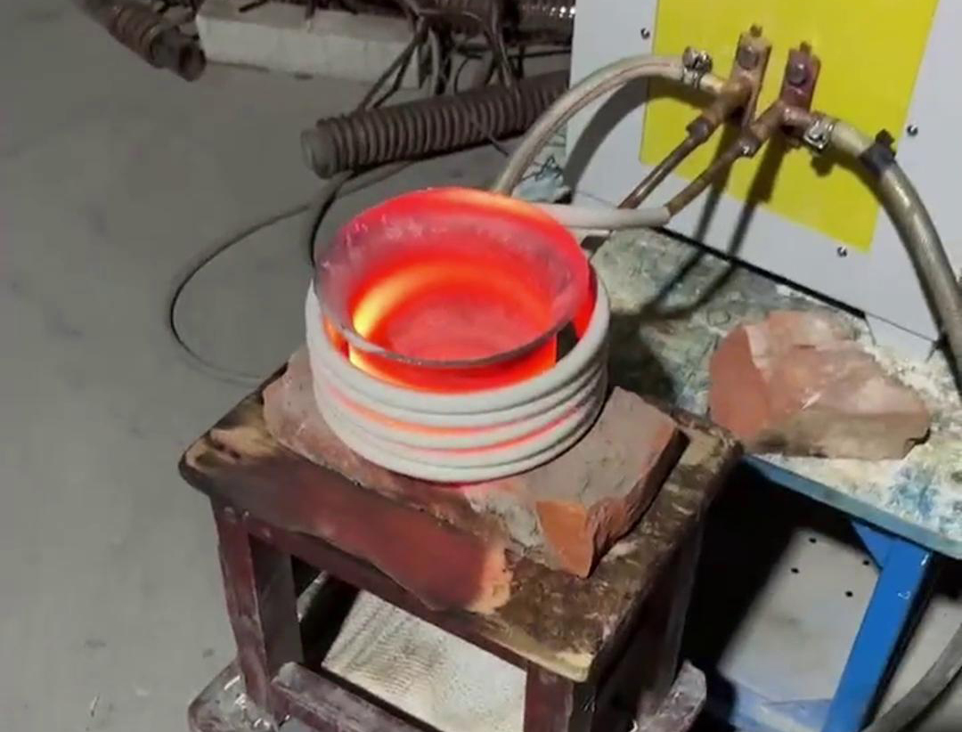 高頻加熱機(jī)通常不是用來(lái)燒水的傳統(tǒng)設(shè)備，但不是說(shuō)不可以