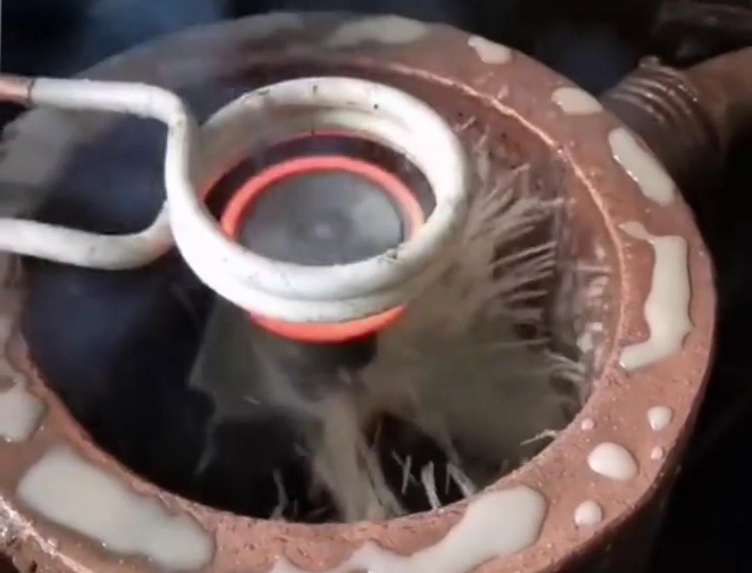 齒輪采用高頻淬火工藝具有硬度高、變形量小等顯著優(yōu)勢