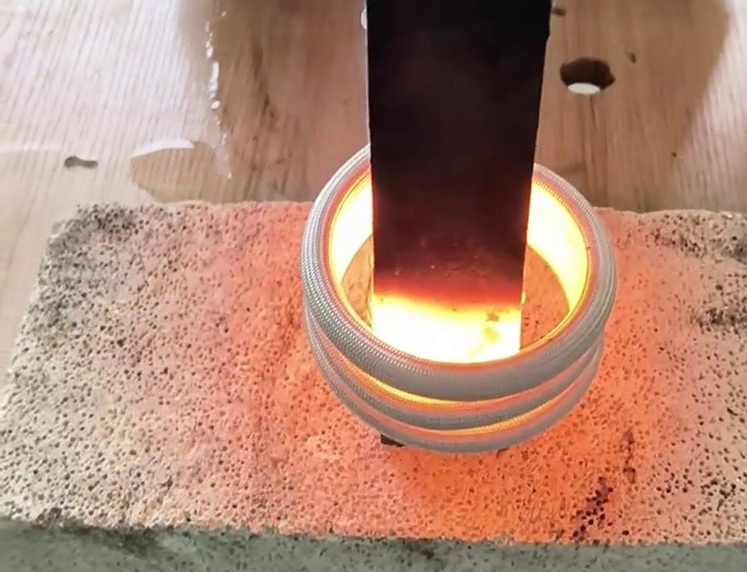 高頻加熱機(jī)安全性在于只對(duì)金屬加熱，非金屬不加熱