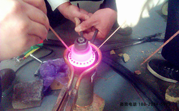 �Б�(y��ng)���C(j��)�ӹ�